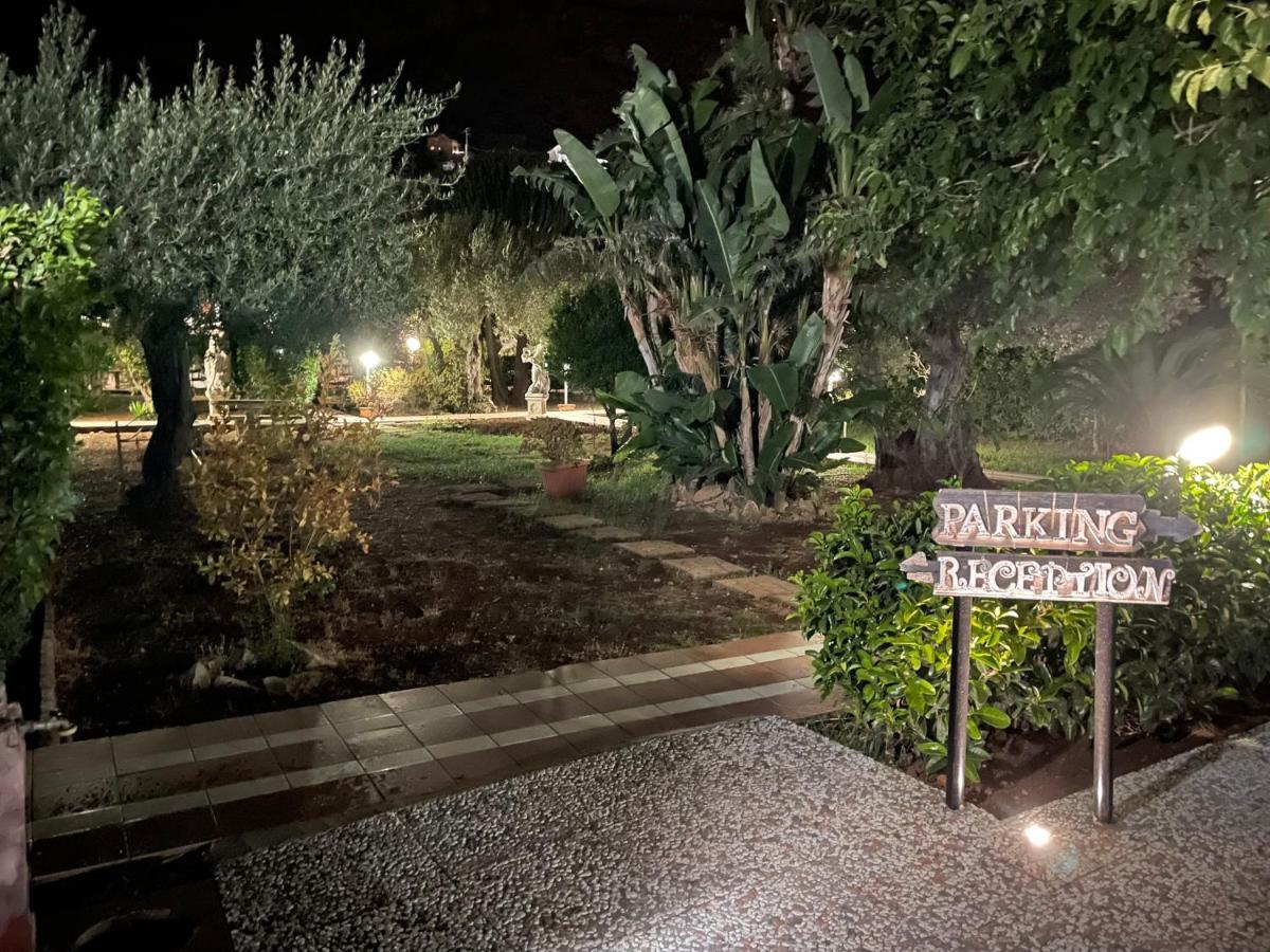 Grotta Dei Puntali B&B Карини Екстериор снимка
