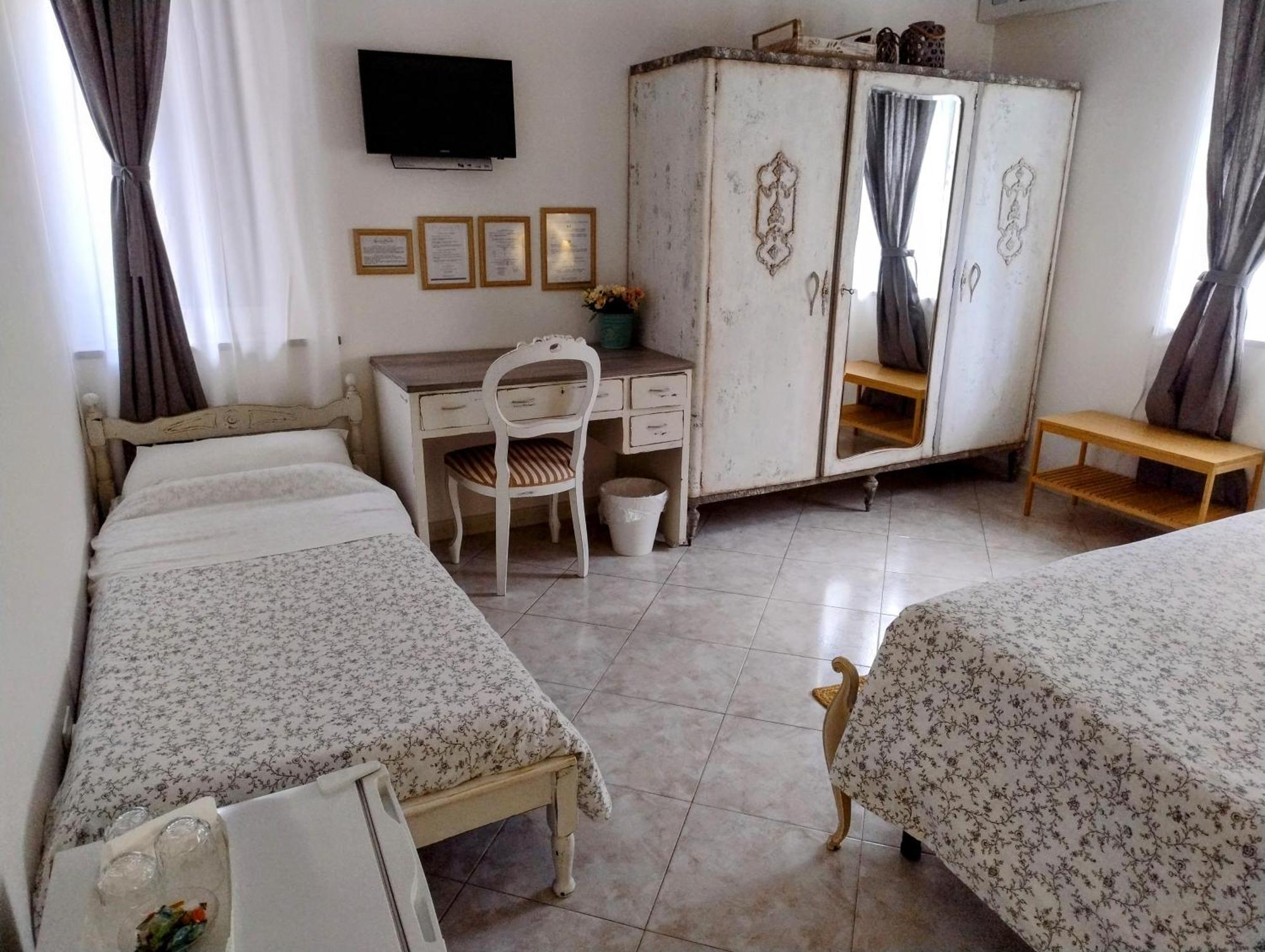 Grotta Dei Puntali B&B Карини Стая снимка
